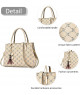 Bolso tote beige con estampado de monogramas y colgantes decorativos.