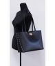 Michael Kors Bolso Manhattan Negro con Remaches Dorados - Elegancia Urbana